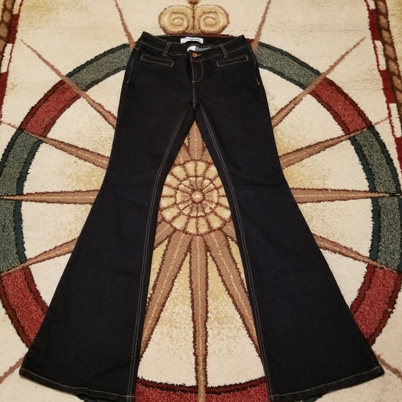 EST. 1946 DENIM *NWOT* - Picture 1 of 6